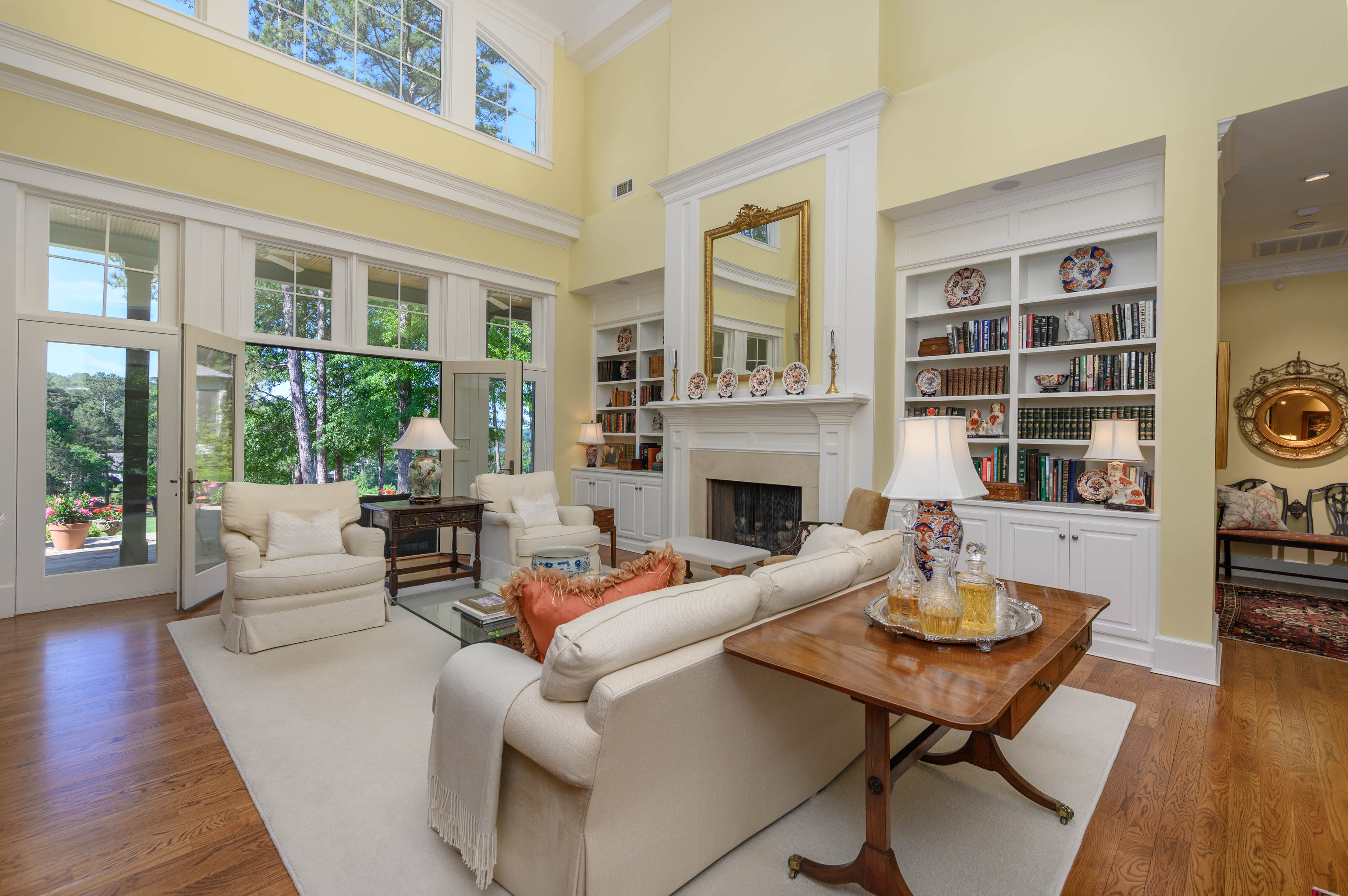 1030 Alanson Court image 7
